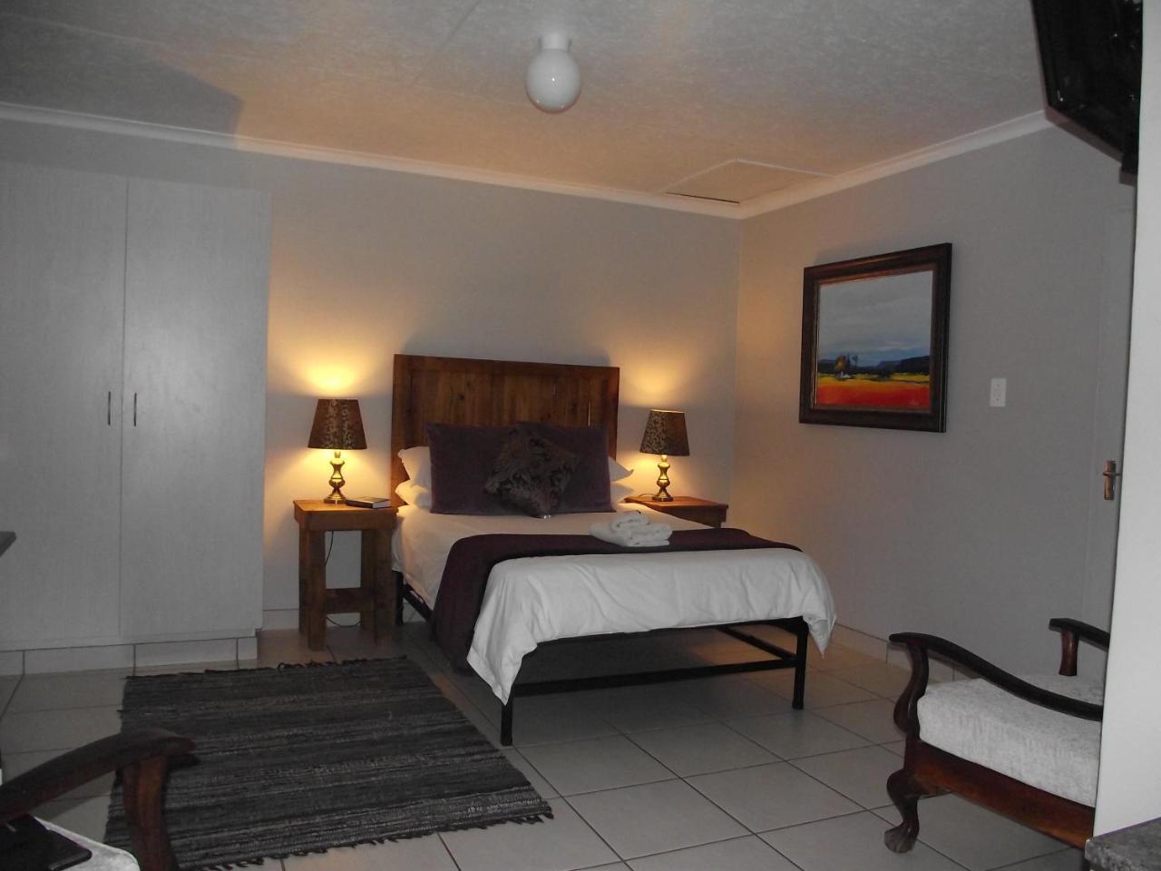 De Nachtuilen Guesthouse Upington Esterno foto